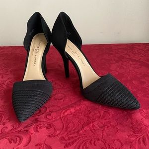 Black, knit D’Orsay pump. Perfect for spring and summer.